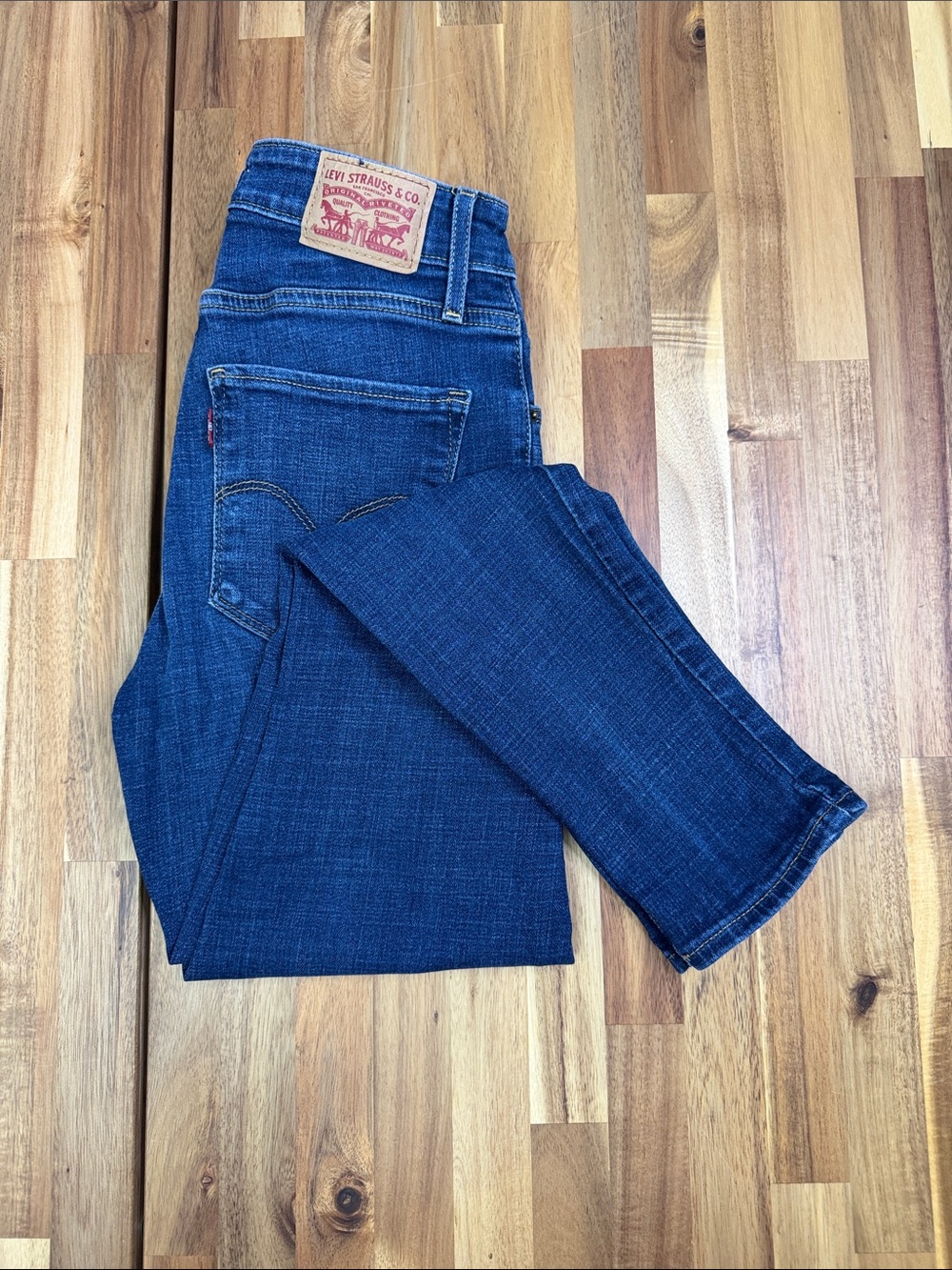 Levi’s 721 High Rise Skinny Jeans
